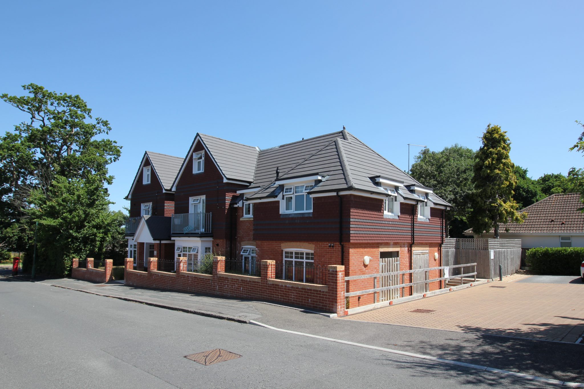 2 bedroom flats in Northbourne Bournemouth for sale
